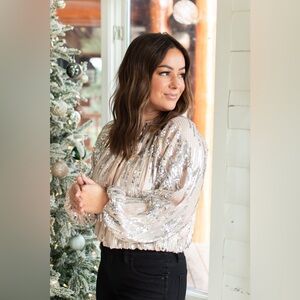 NWT THML $79 Retail Sequin & Satin Twinkling Top Size XL
